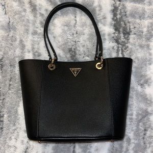 GUESS
Noelle Elite Small Tote